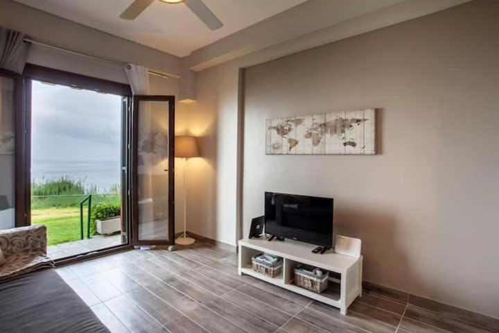 Mola Kaliva Sea View, 100M From The Beach! Exteriör bild